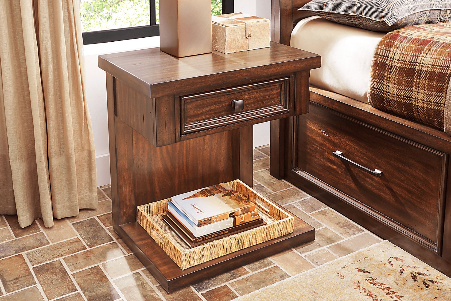 Emberton Dark Brown 7 Pc Queen Storage Bedroom - Image 14