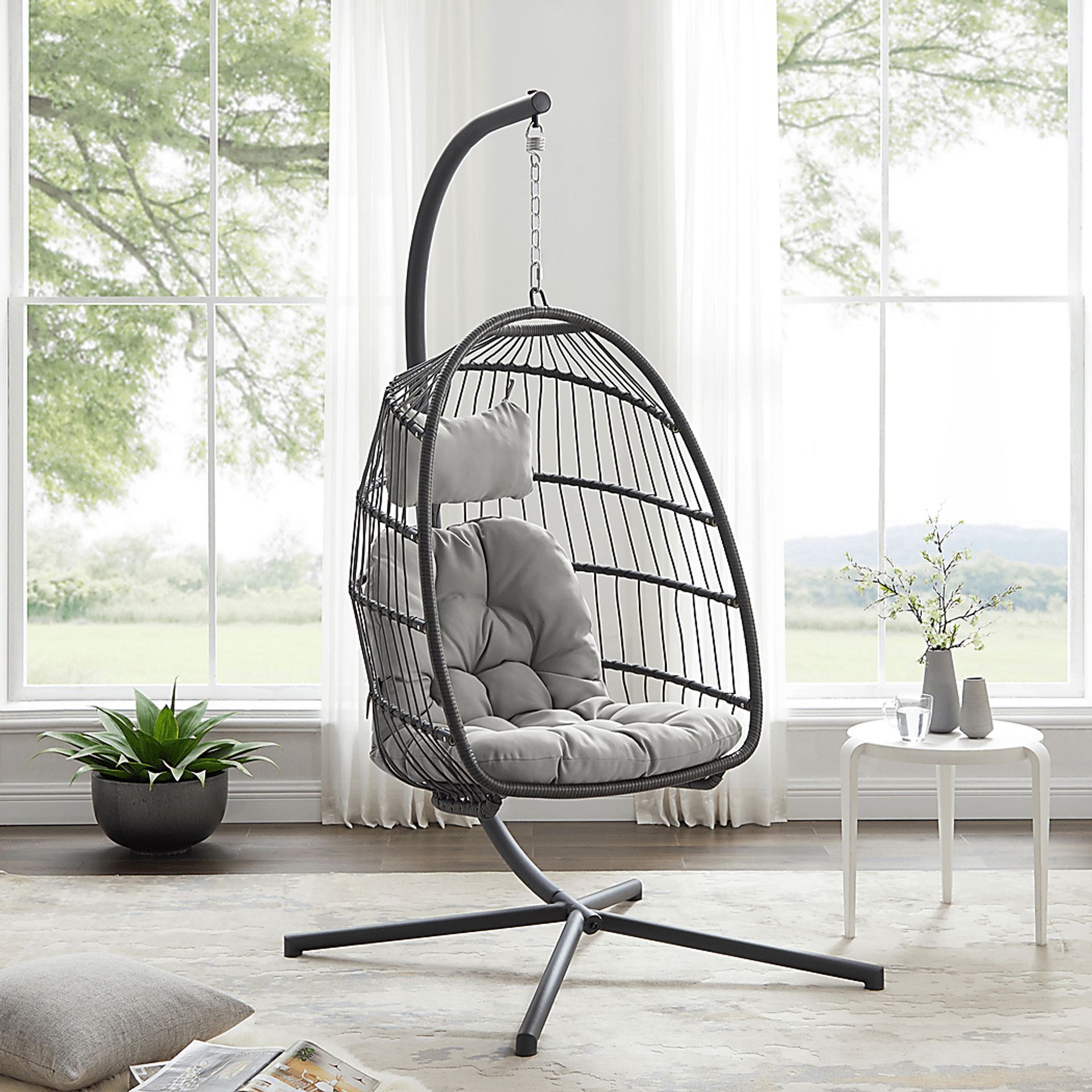 Emerywood Gray Outdoor Swinging Accent Chair - Image 4