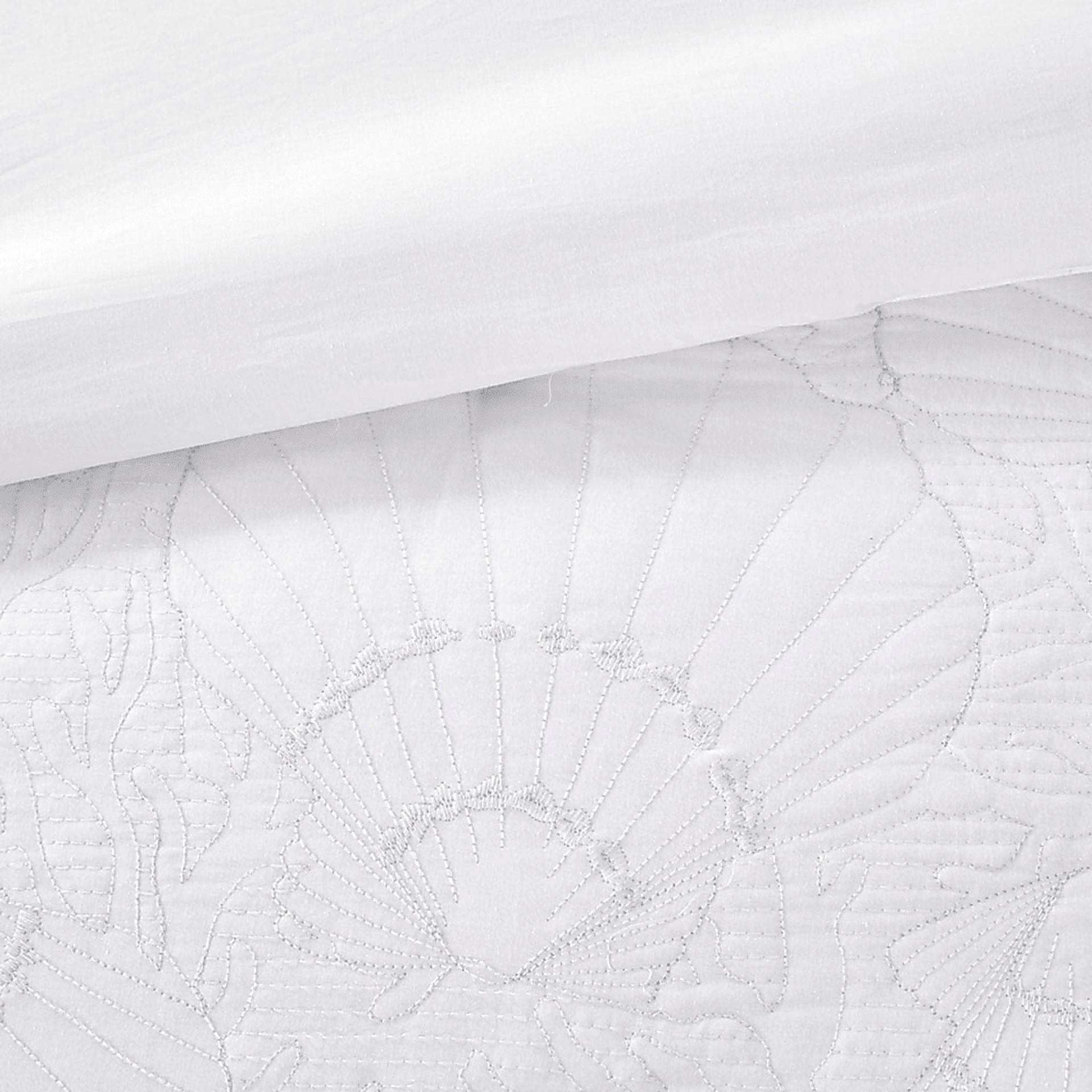 Emilisa White Queen Comforter Set - Image 7