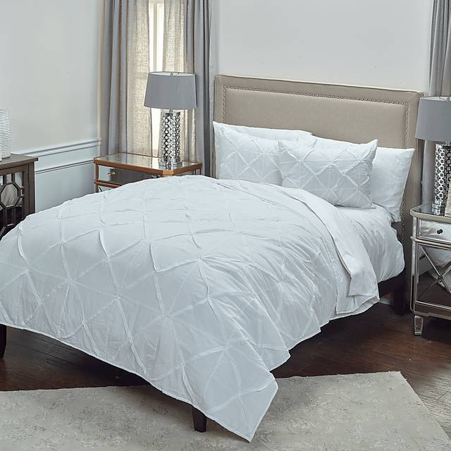 Emiliya White Queen Quilt - Thumbnail - Image 2