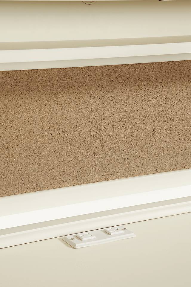 Emma's Escape White Wash Desk & Hutch - Thumbnail - Image 4