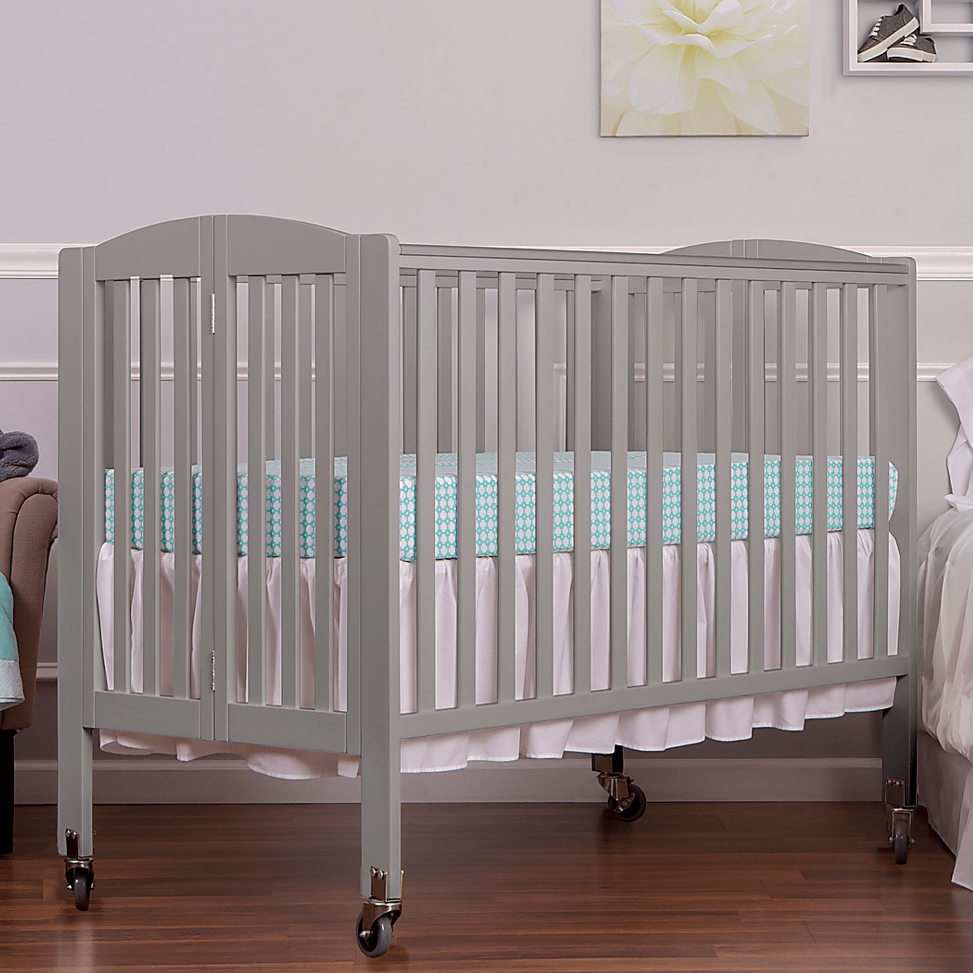 Ensly Gray Full Folding Crib - Image 6