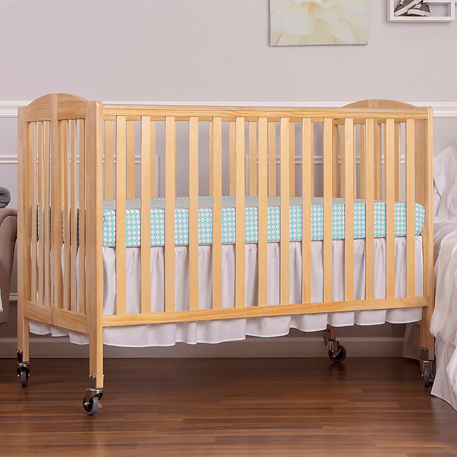 Ensly Natural Full Folding Crib - Image 6