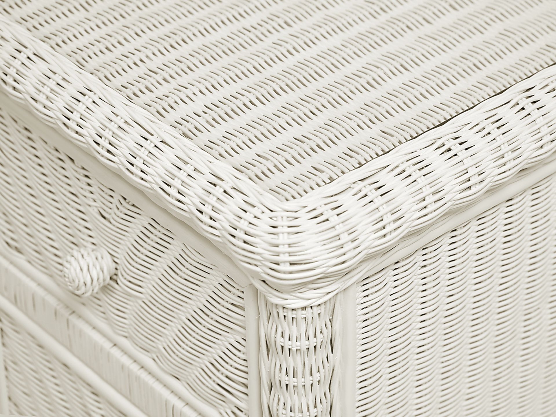 Erasto White Nightstand - Image 4