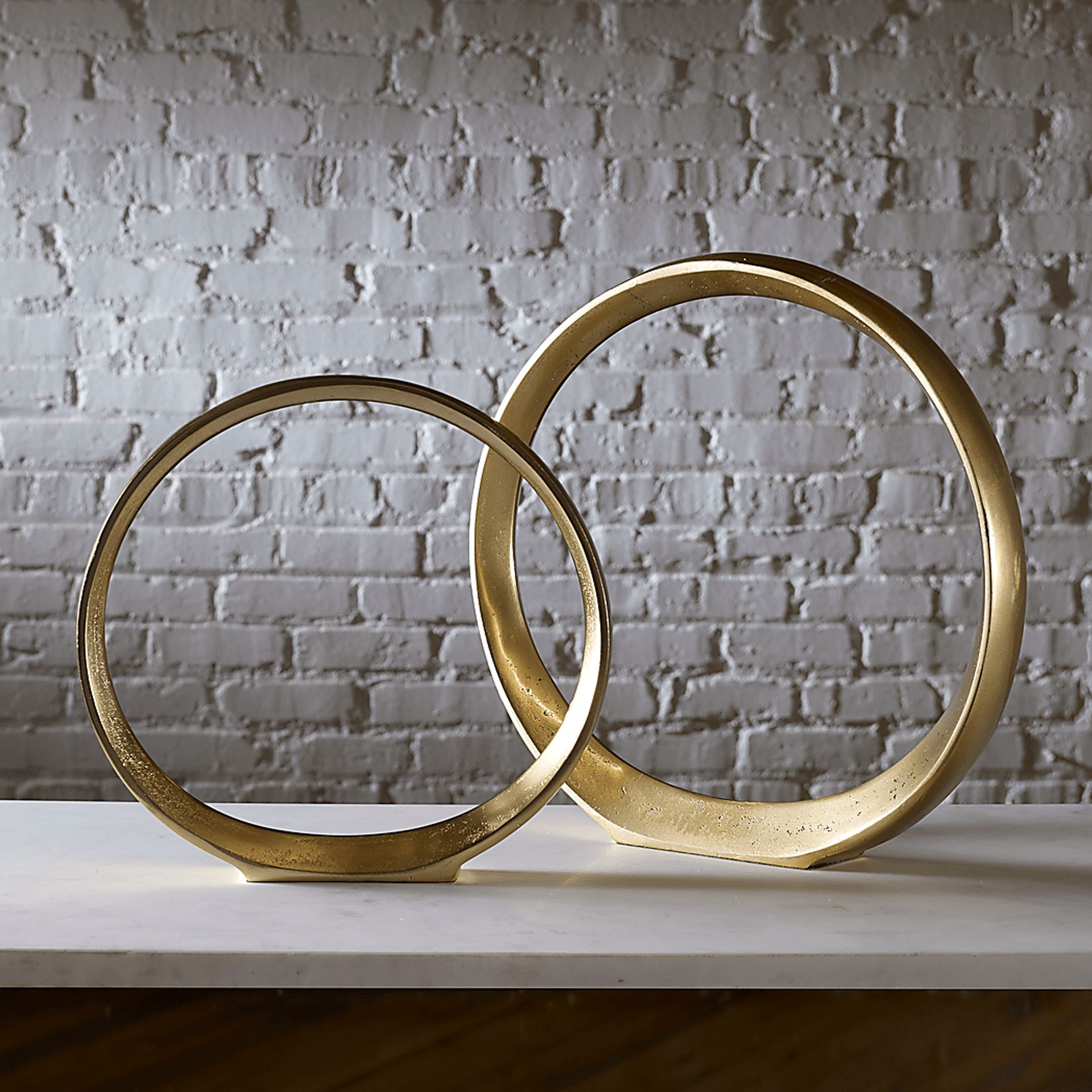 Ercie Gold Sculpture, Set of 2 - Image 4
