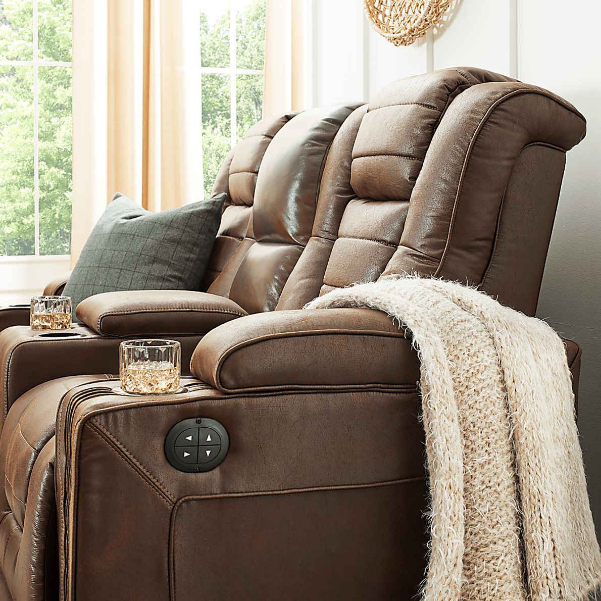 Eric Church Highway To Home Chief Brown 5 Pc Dual Power Reclining