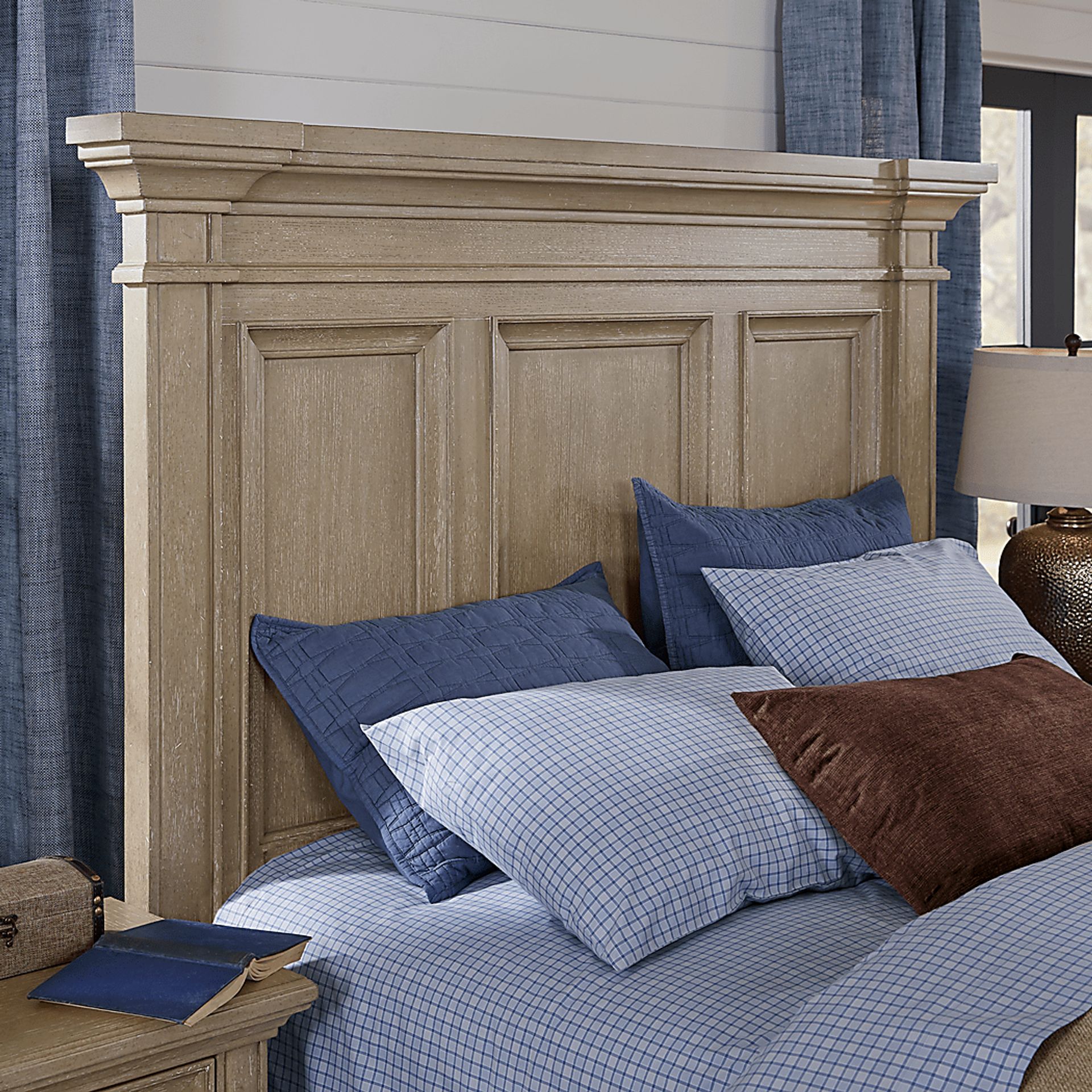 Eric Church Highway To Home Elk Creek Gray 5 Pc King Panel Bedroom - Image 3
