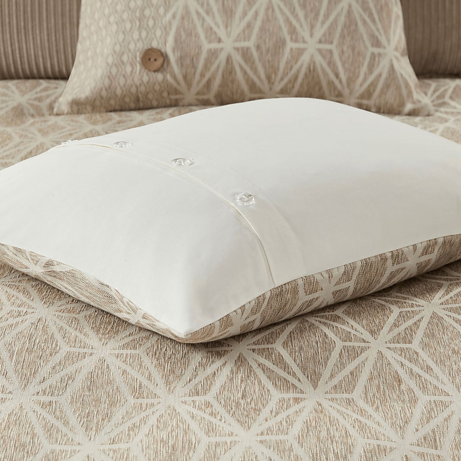Erixa Beige King Comforter Set - Image 12