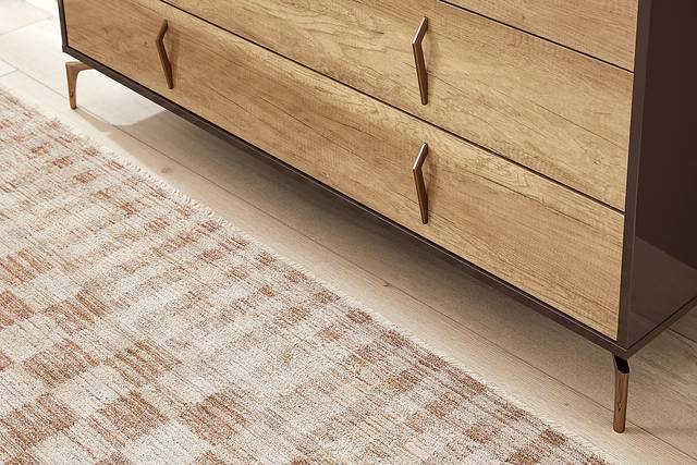 Esmedira Brown 5 Pc Queen Panel Bedroom - Thumbnail - Image 8