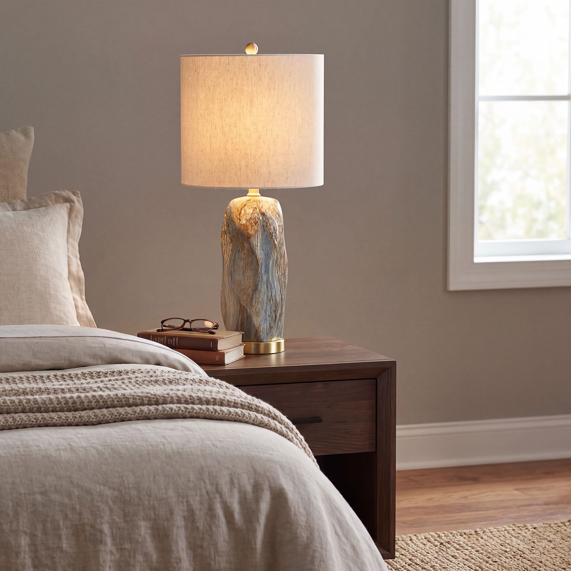 Euston Cove Gray Lamp - Image 4