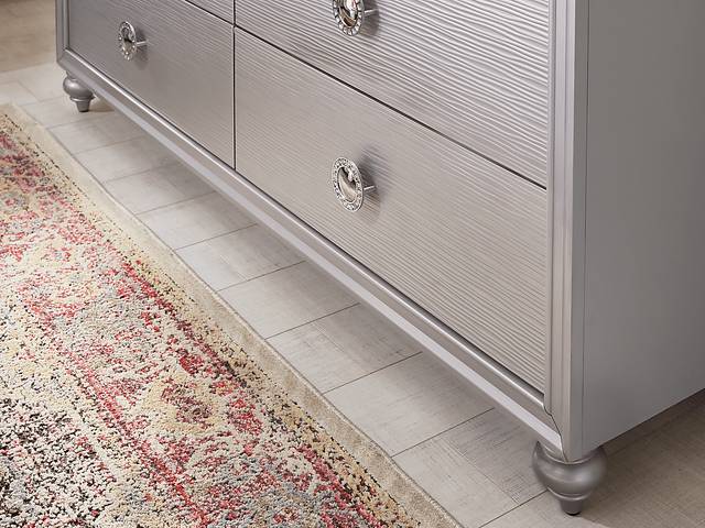 Evangeline Silver 7 Pc King Panel Bedroom - Thumbnail - Image 7