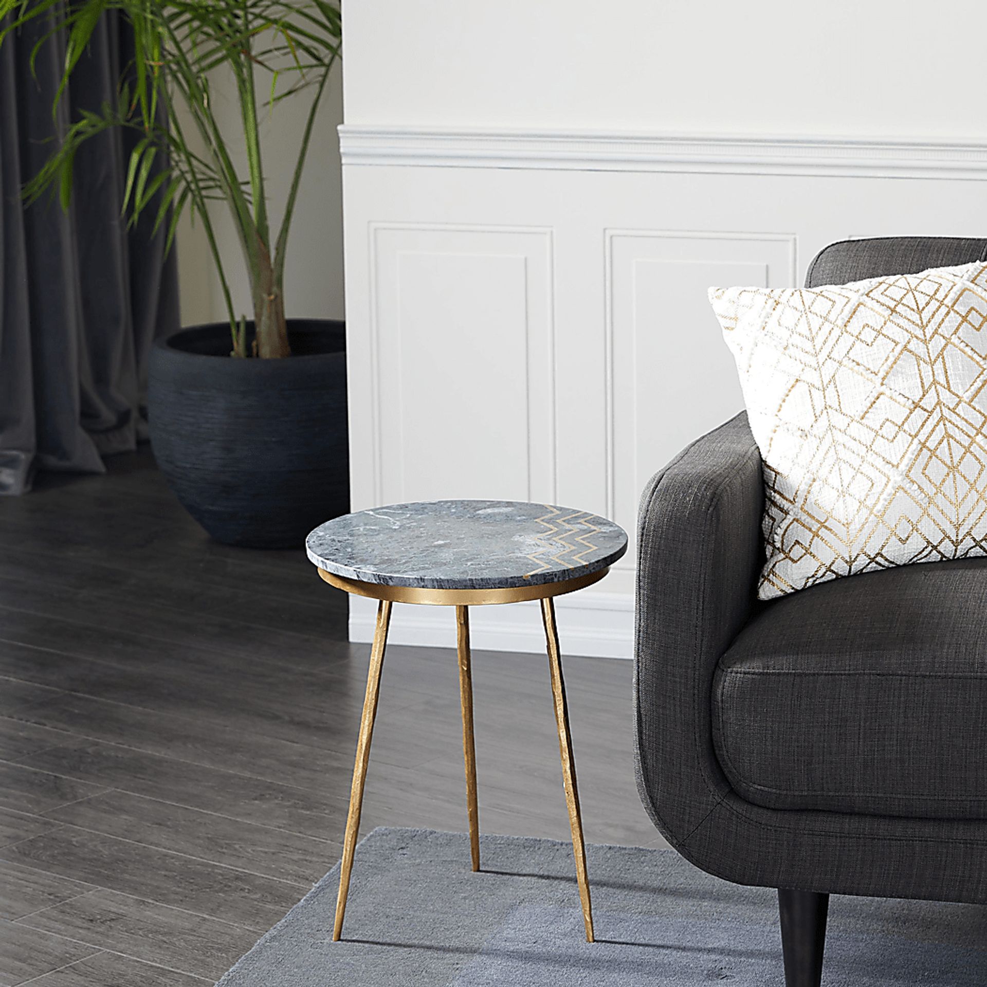 Evela Green Accent Table - Image 2