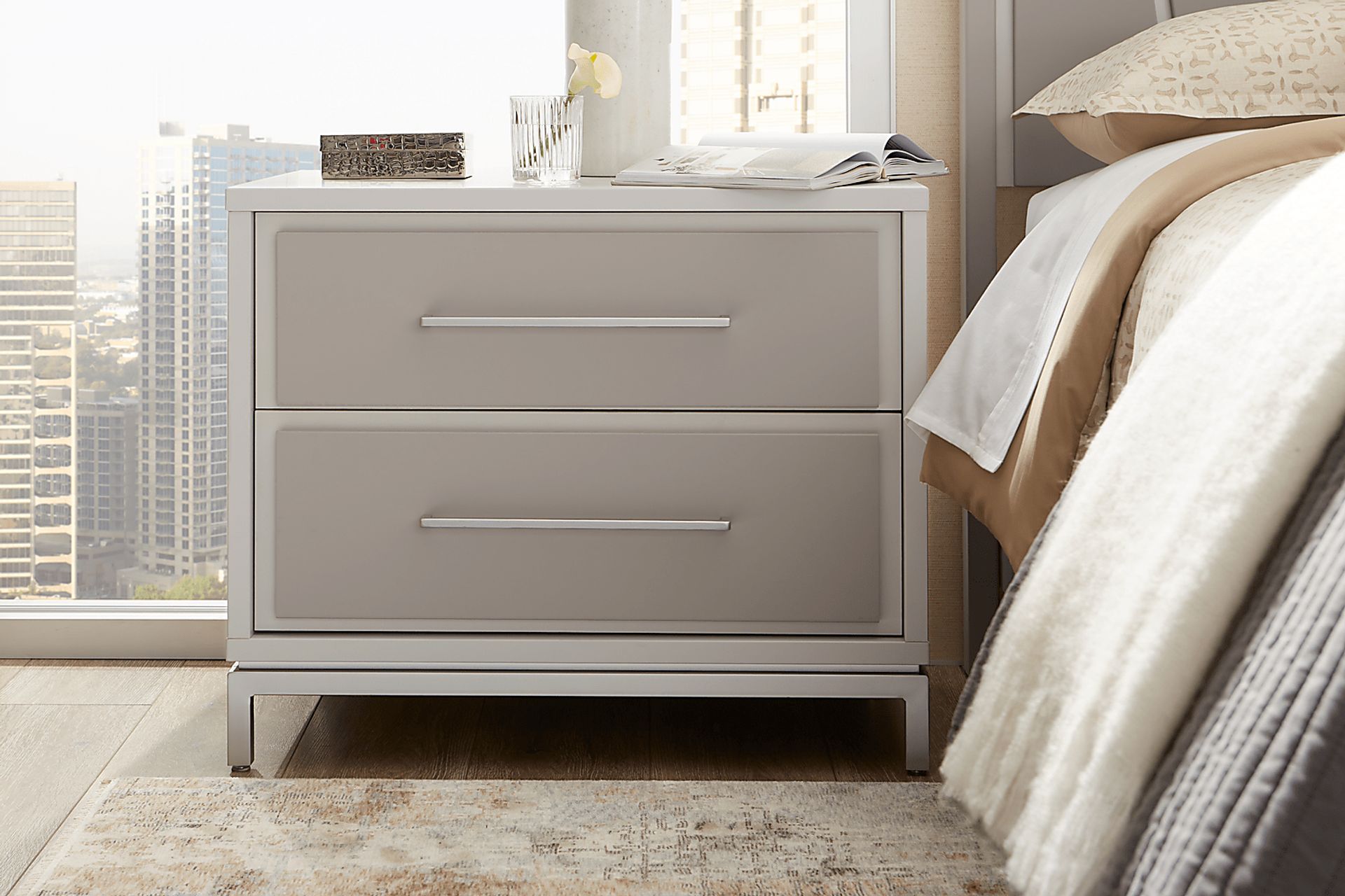 Everdream Gray 7 Pc King Panel Bedroom - Image 11