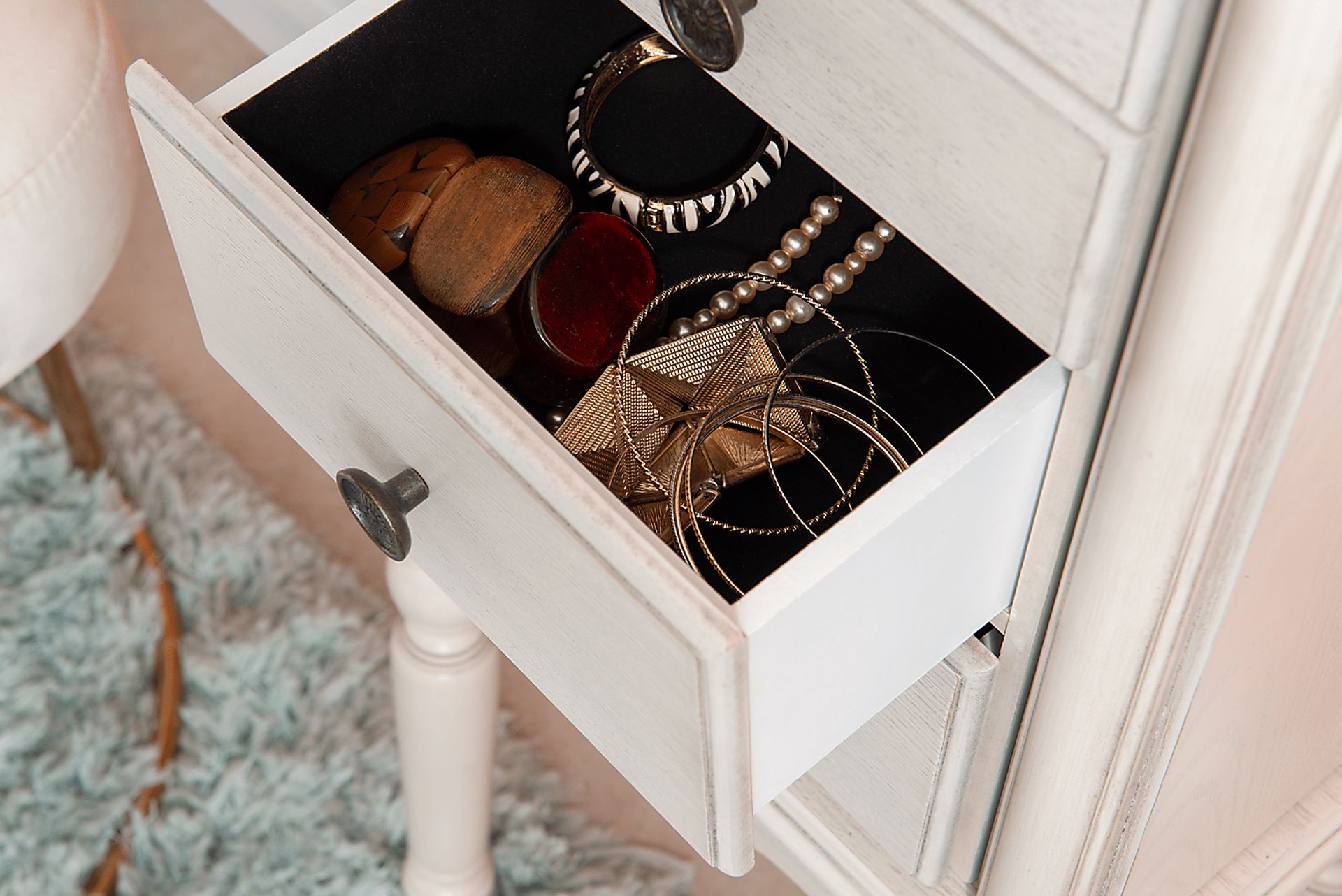 Everinaa White Jewelry Armoire - Image 14