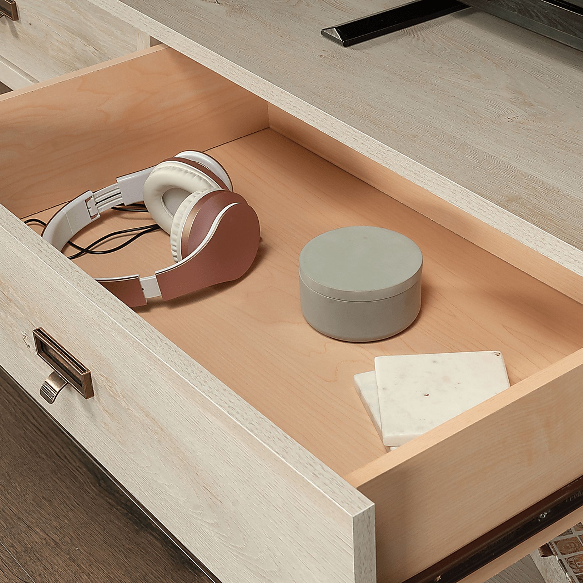 Everleth White 57.5 in. Console - Image 4