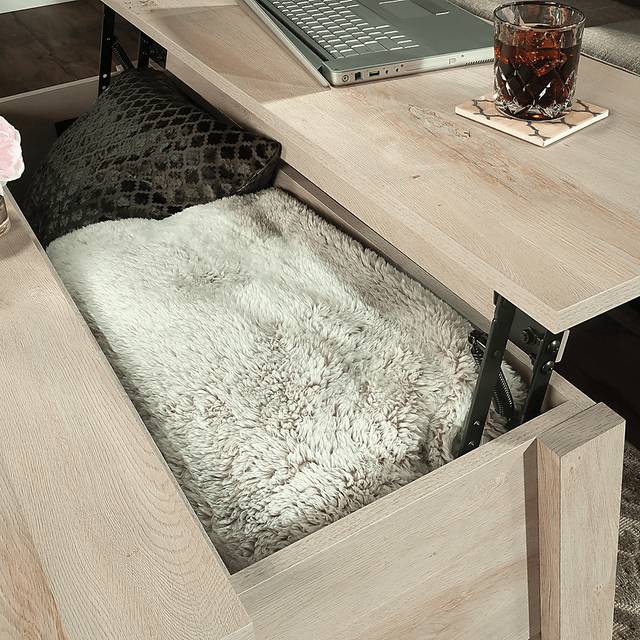 Everleth White Cocktail Table - Thumbnail - Image 4