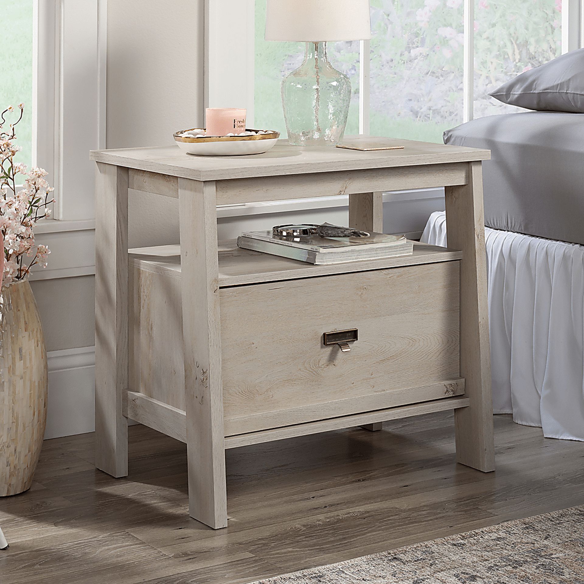 Everleth White Nightstand - Image 2