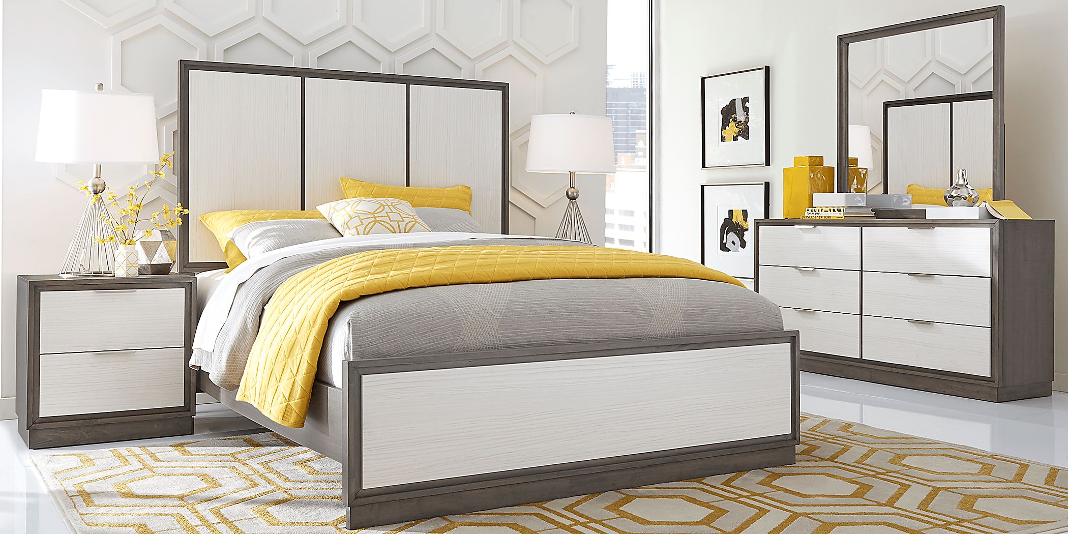 Everson 5 Pc Gray Queen Bedroom Set With Mirror, 3 Pc Queen Panel Bed