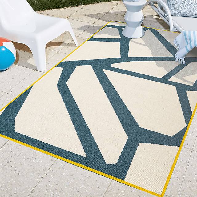 Evette Rios Karlisle White 5' x 7' Indoor/Outdoor Rug - Thumbnail - Image 2