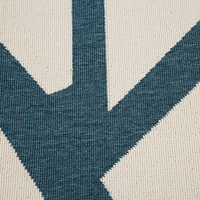 Evette Rios Karlisle White 5' x 7' Indoor/Outdoor Rug - Thumbnail - Image 3