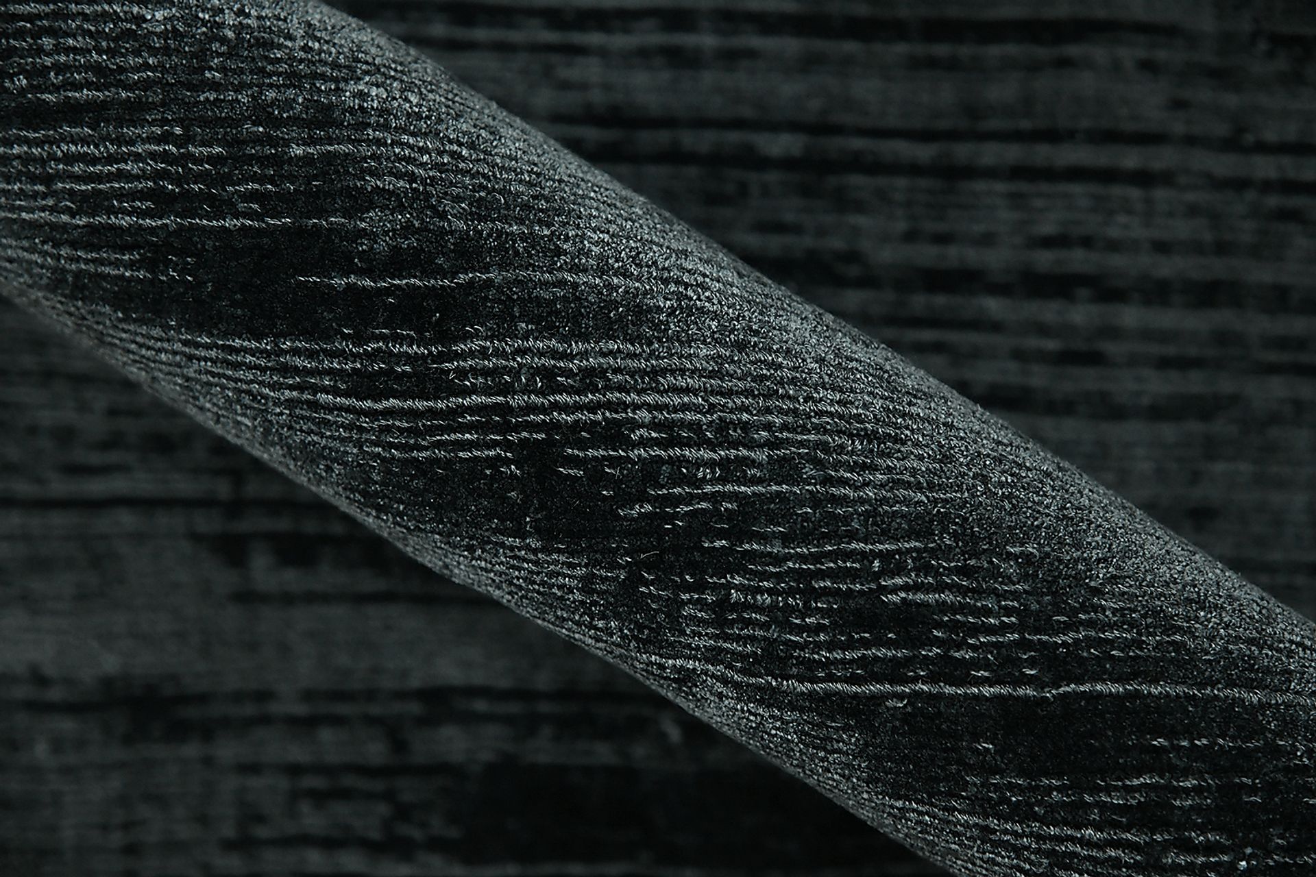 Evita Charcoal 5' X 8' Rug - Image 3