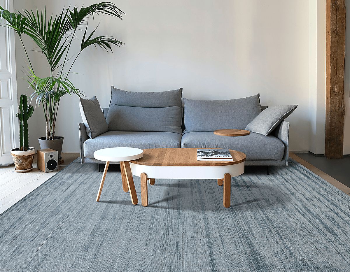 Evita Light Blue Viscose Rug | Rooms to Go