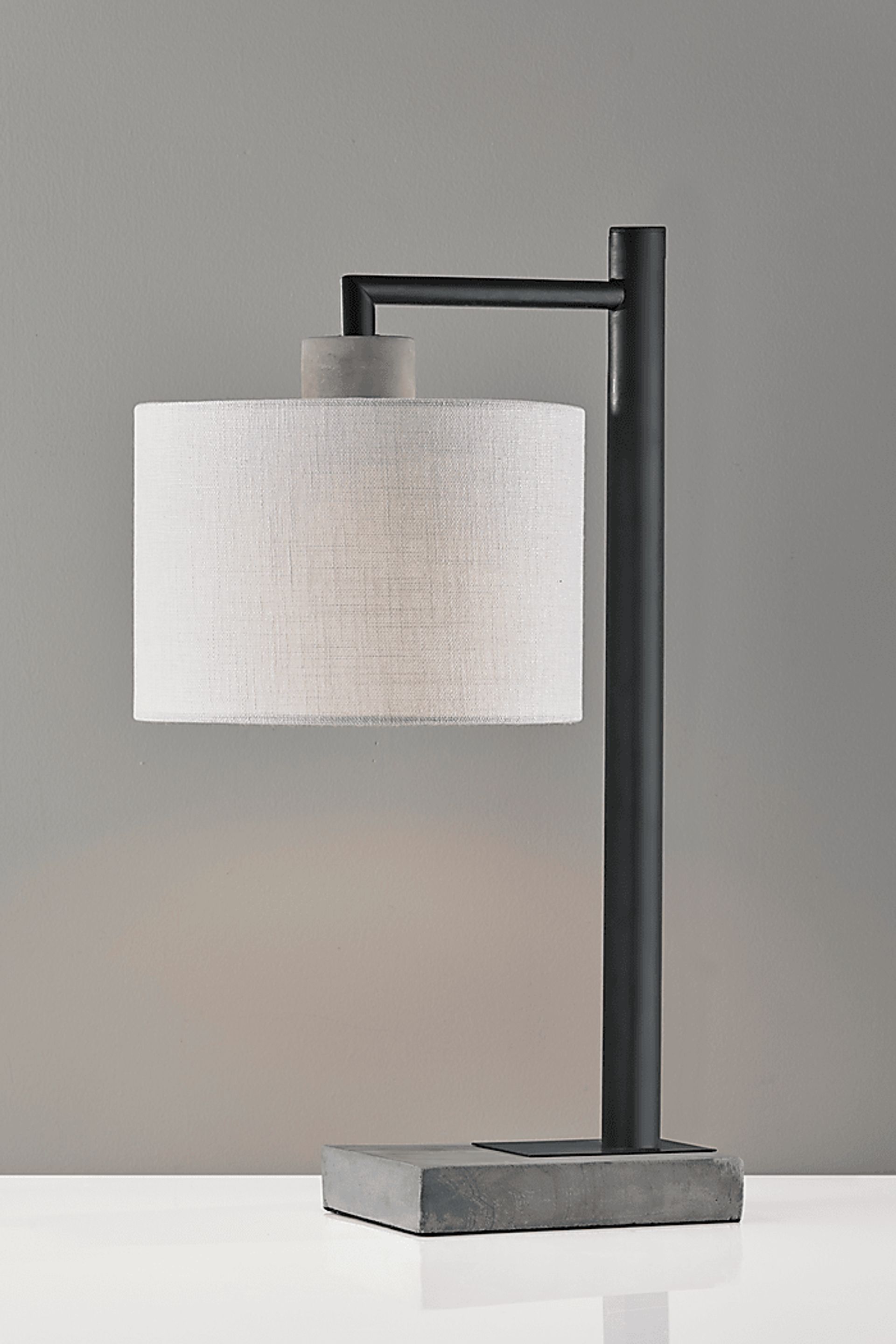 Expedition Lane Black Lamp - Image 2