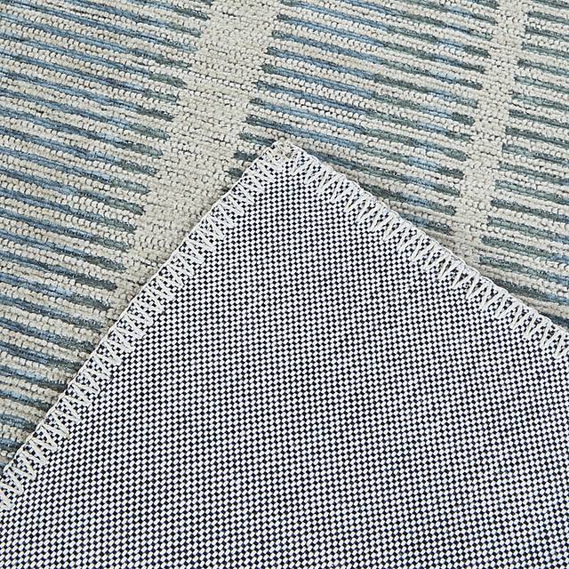 Eyla Blue 5'3 x 7' Rug - Thumbnail - Image 3