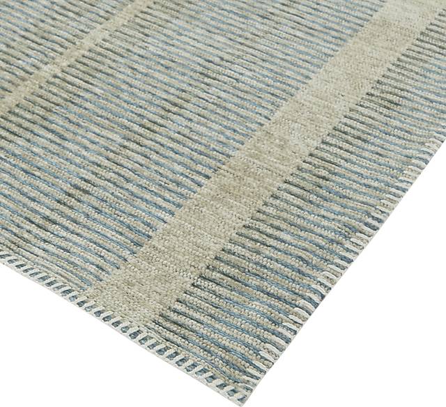 Eyla Blue 5'3 x 7' Rug - Thumbnail - Image 4