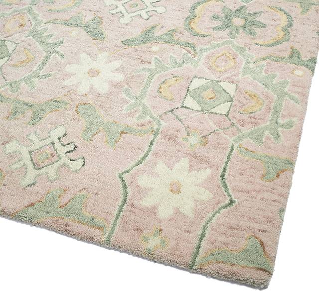 Ezelda Pink 5' x 7'9 Rug - Thumbnail - Image 4