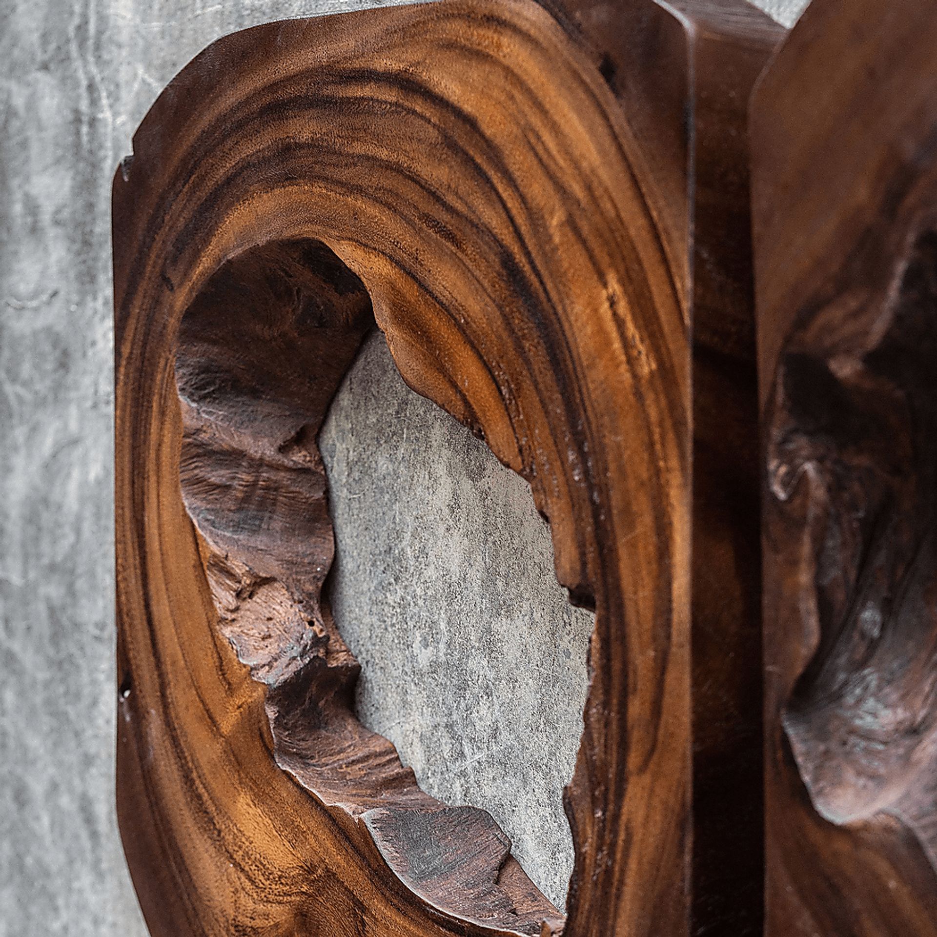 Eziel Brown Set of 6 Wall Decor - Image 3