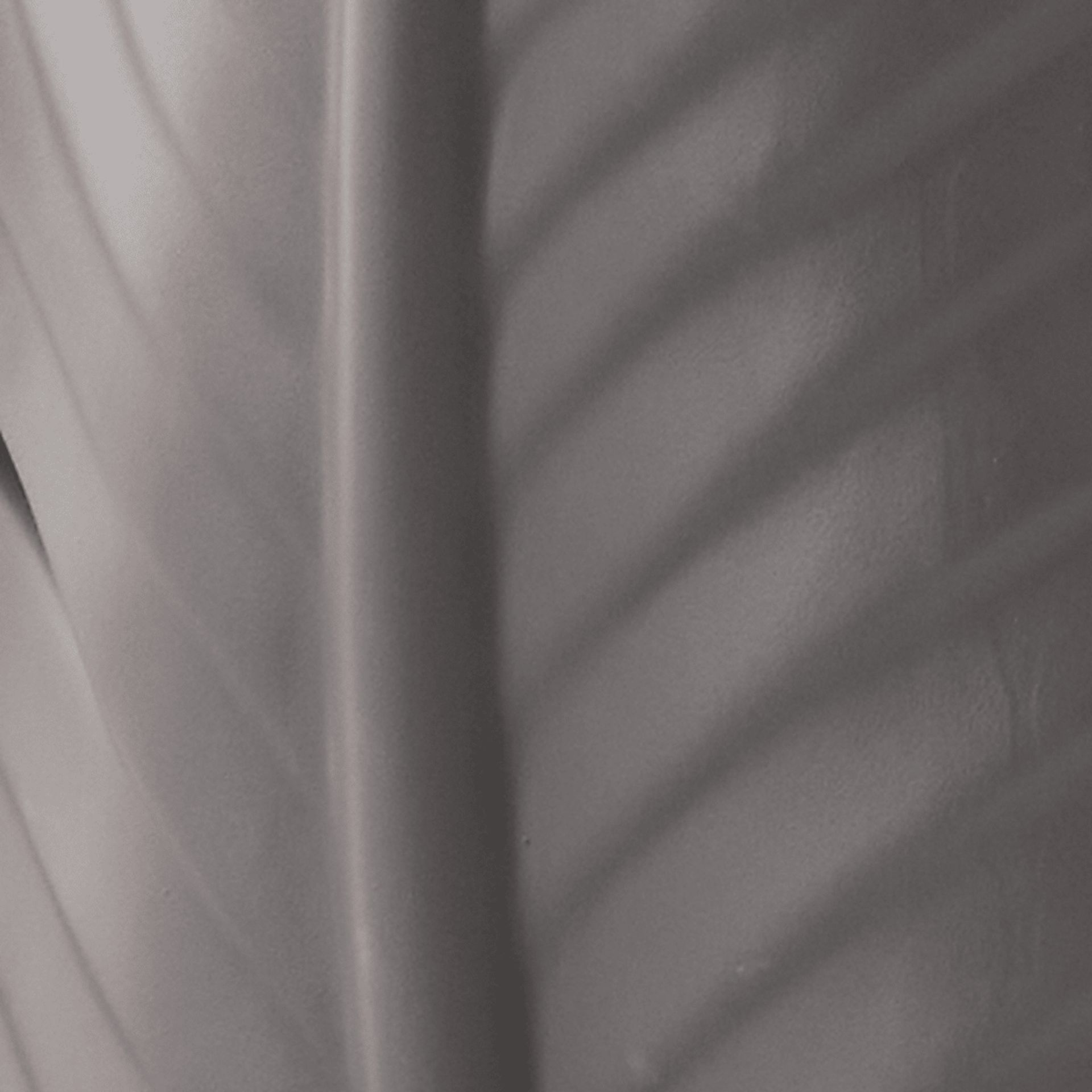 Faeni Black Vase - Image 8