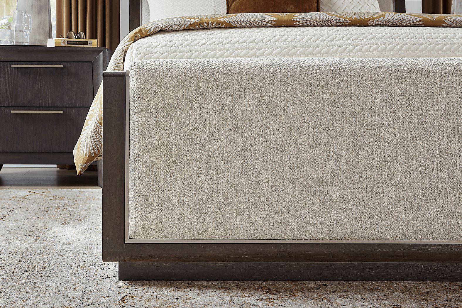 Fairfax Gray Upholstered Bed - Thumbnail 5