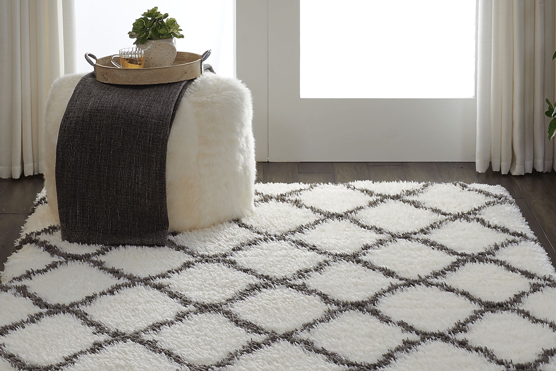 Fairport Beige 5' x 7' Rug - Image 4