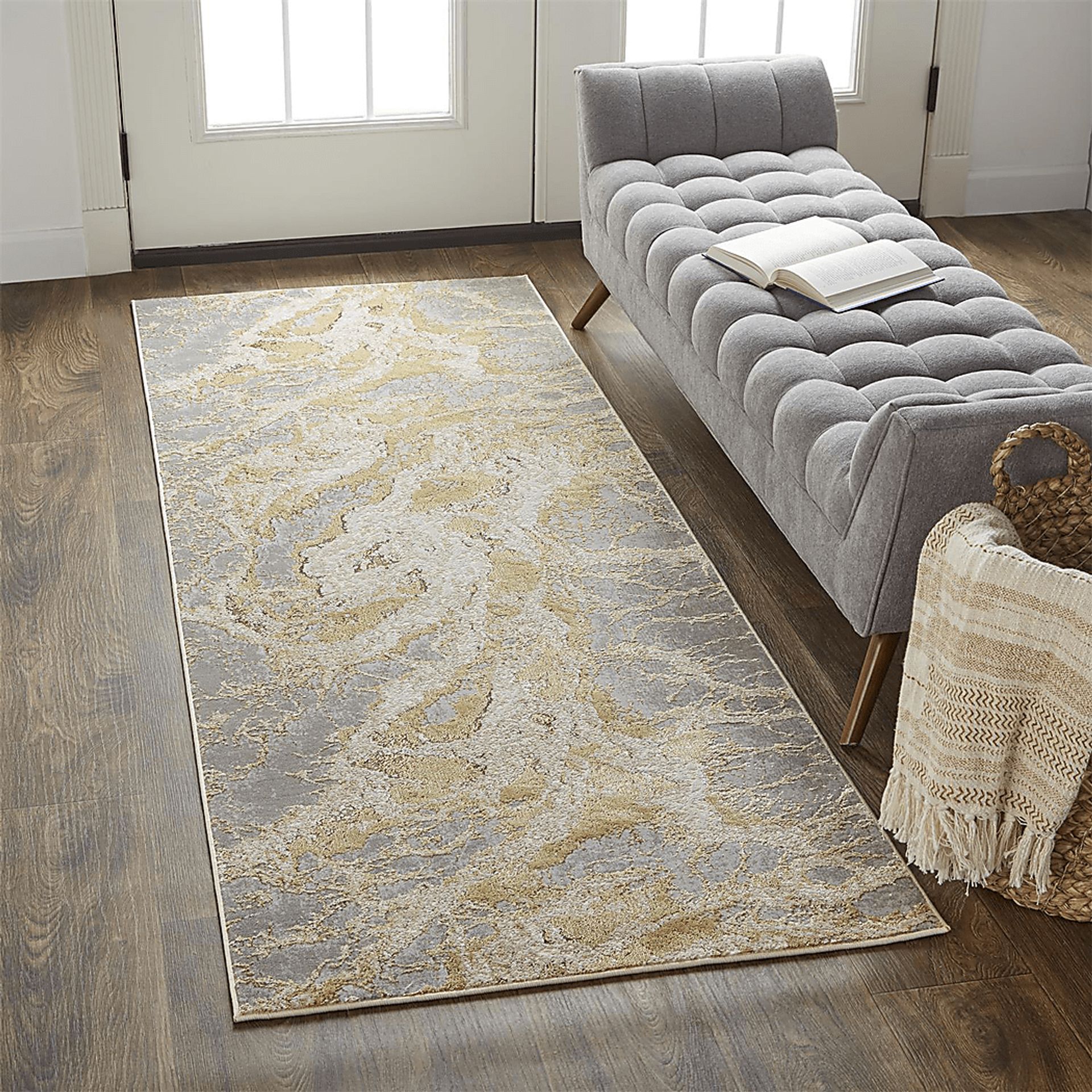 Fairsea Ivory 2'10 x 7'10 Runner Rug - Image 2
