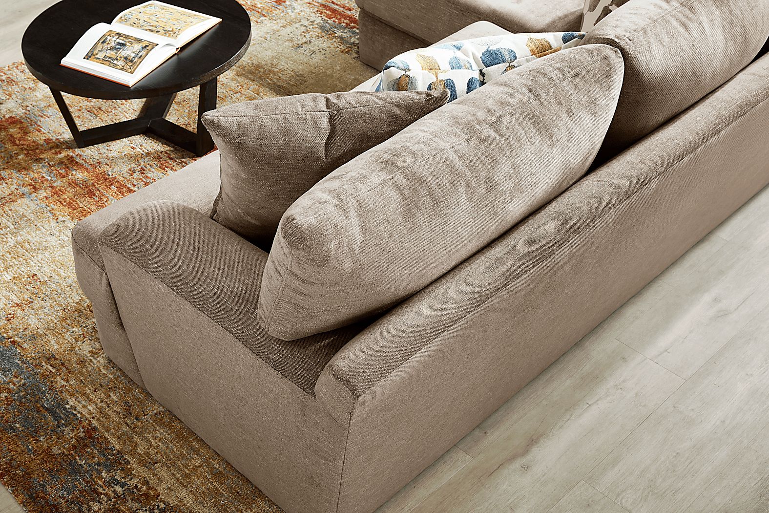 Fallbrook 2 Pc Brown Twill With Chaise Left Sofa | Rooms to Go