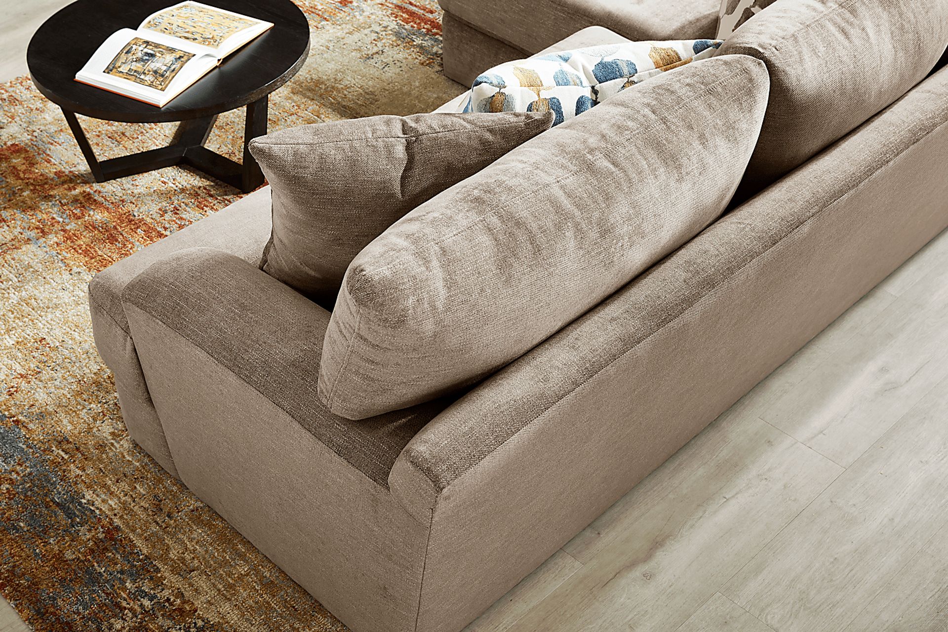 Fallbrook Brown 4 Pc Living Room - Image 5