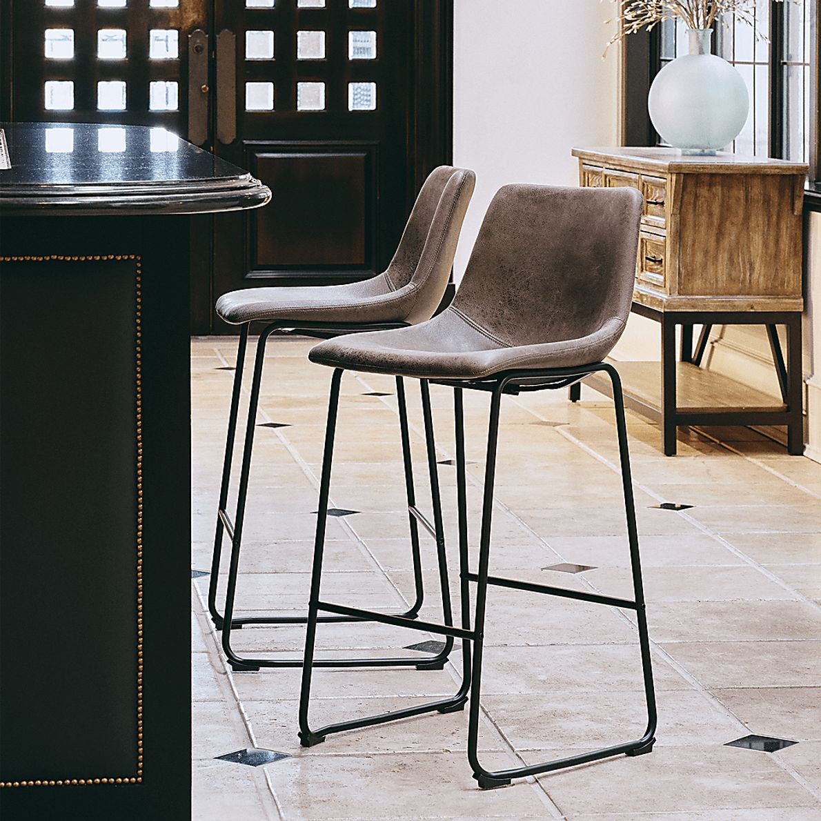 Fallowmont Gray Barstool, Set of 2