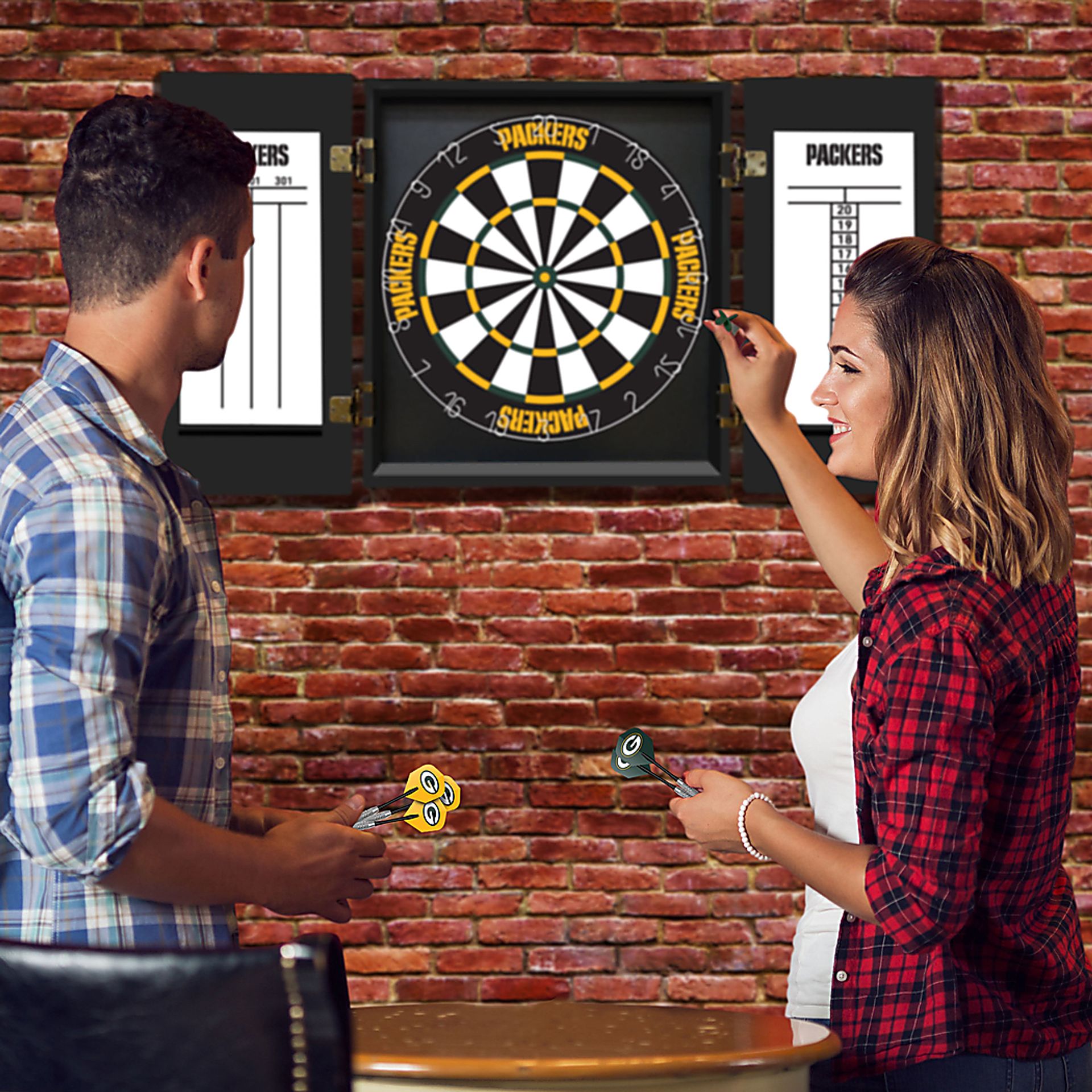 Green Bay Packers Black Dartboard Set - Image 8