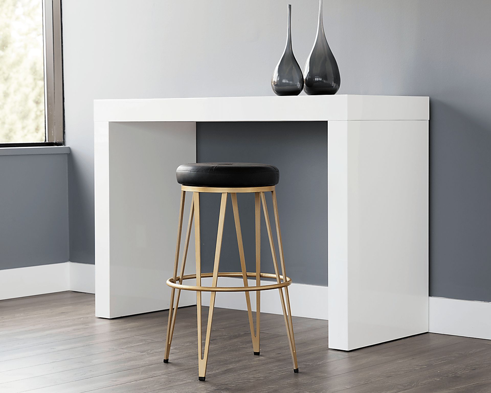Farnum Black Swivel Barstool - Image 2