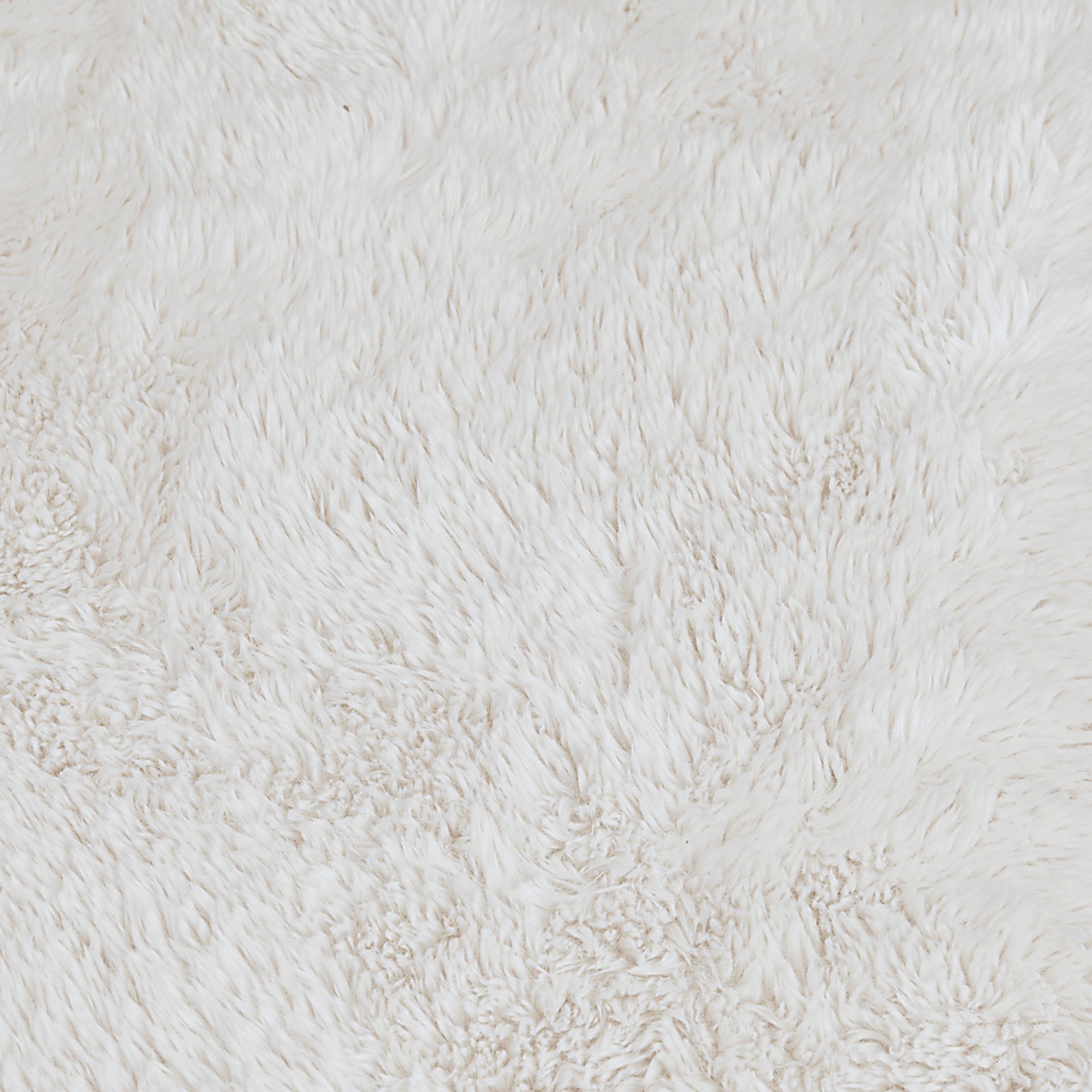 Faux Rabbit Minky Ivory 7'6 x 9'6 Rug - Image 2