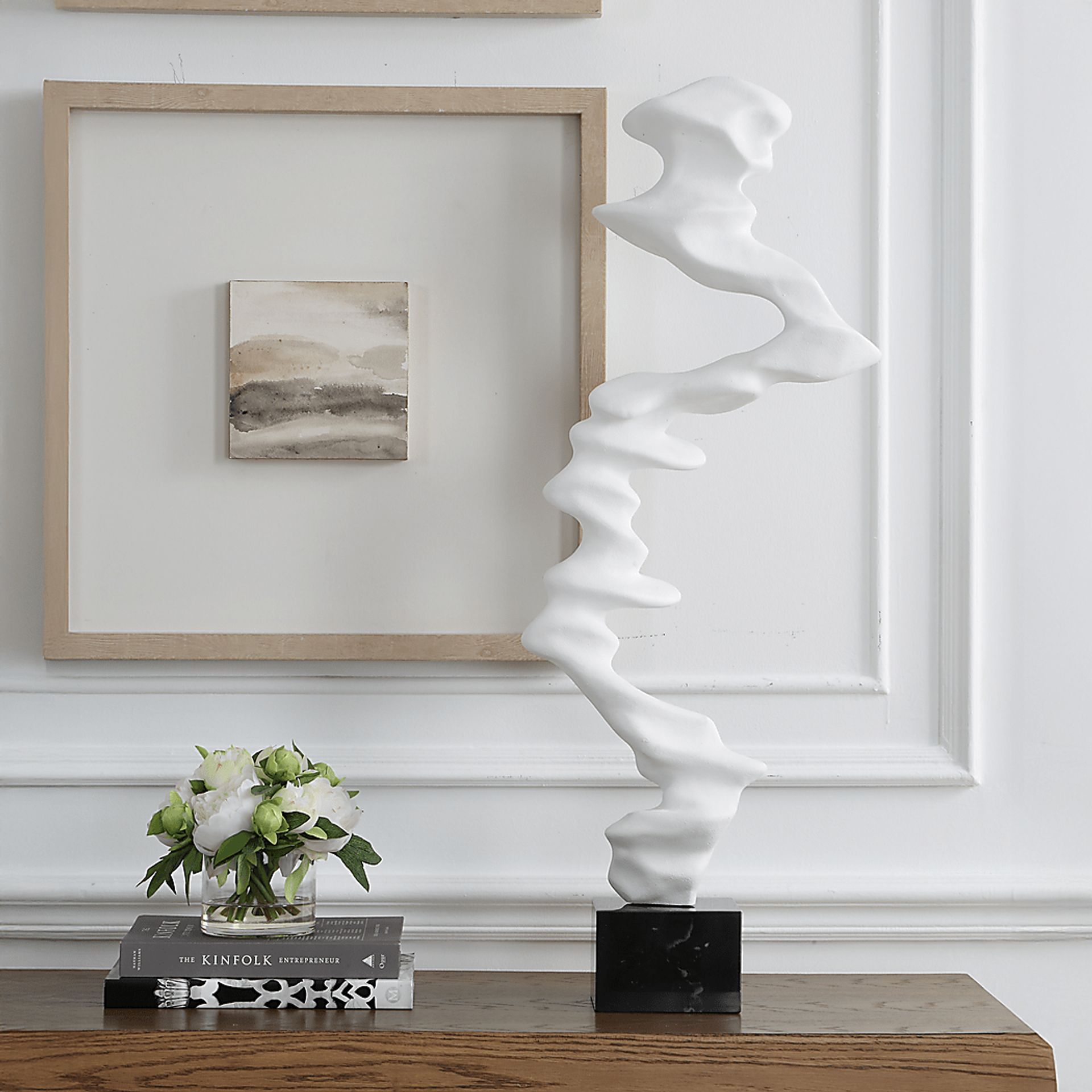Fauzi White Outdoor Sculpture - Image 2