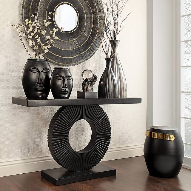 Fenndal Black Accent Table - Thumbnail - Image 2