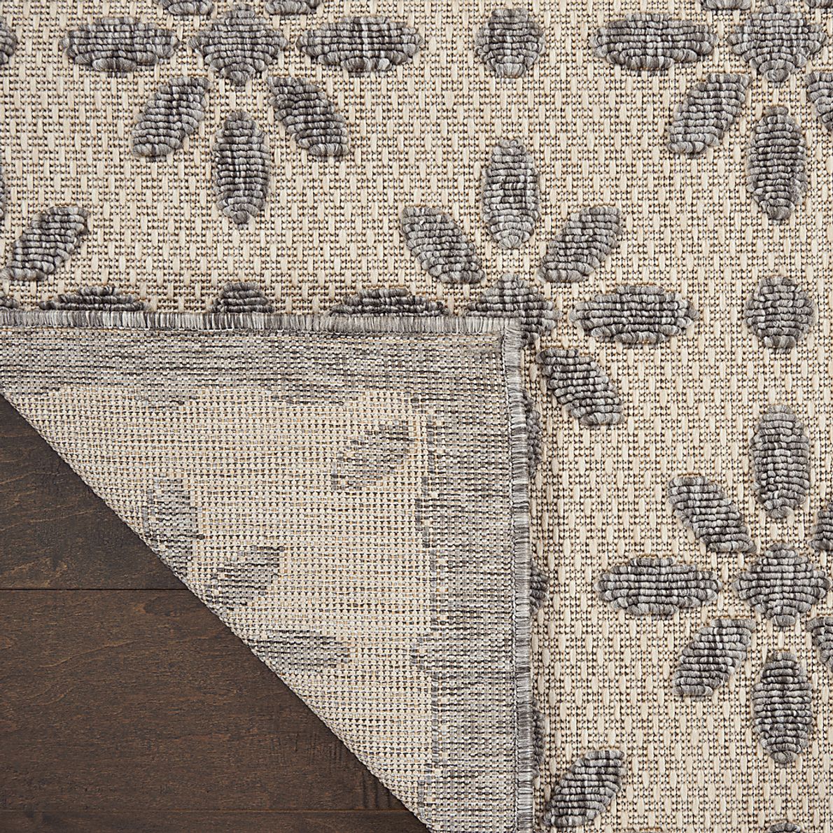Fennie Cream 2'2 x 10' Runner Indoor/Outdoor Rug