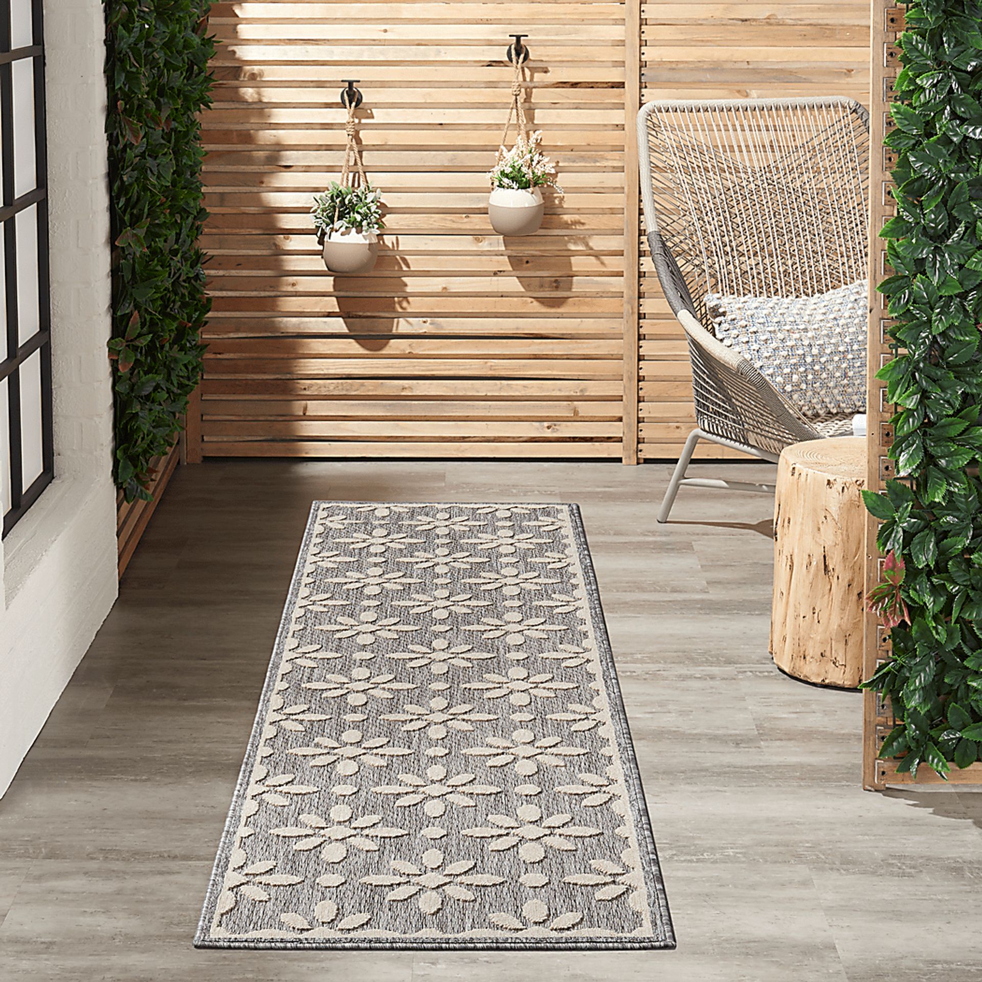 Fennie Gray 2'2 x 7'6 Runner Indoor/Outdoor Rug - Image 3