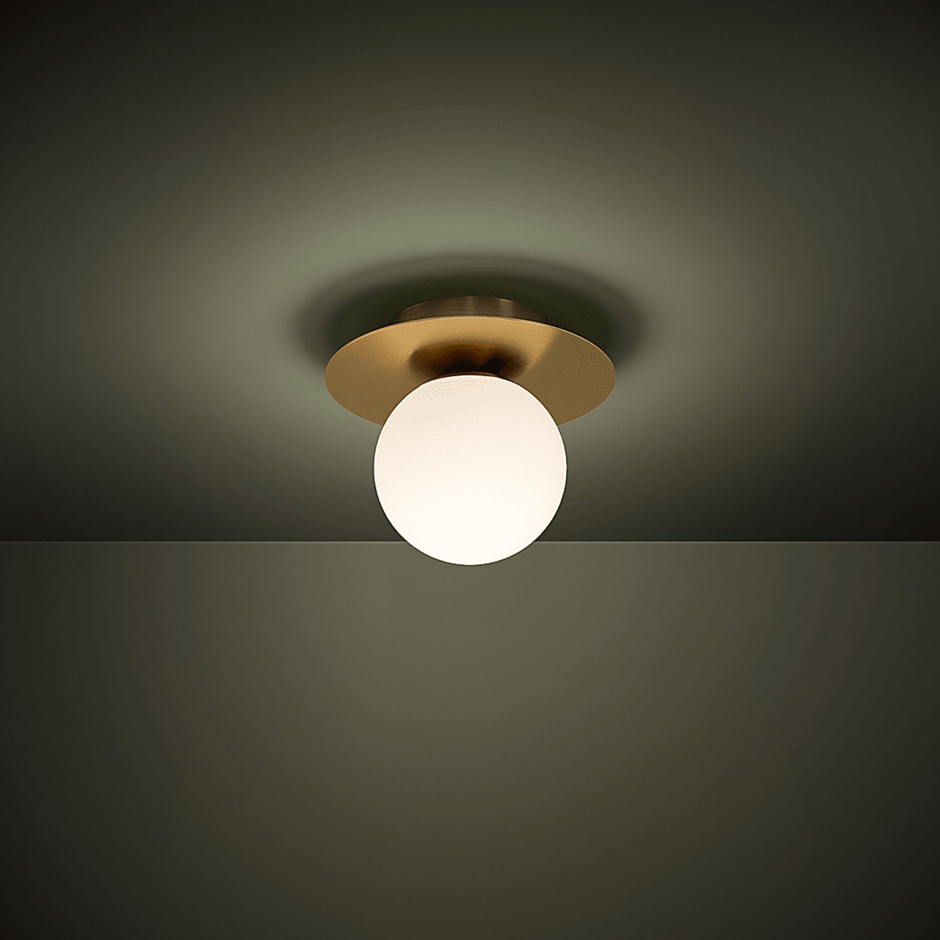 Fenon Shade Gold Pendant - Image 2