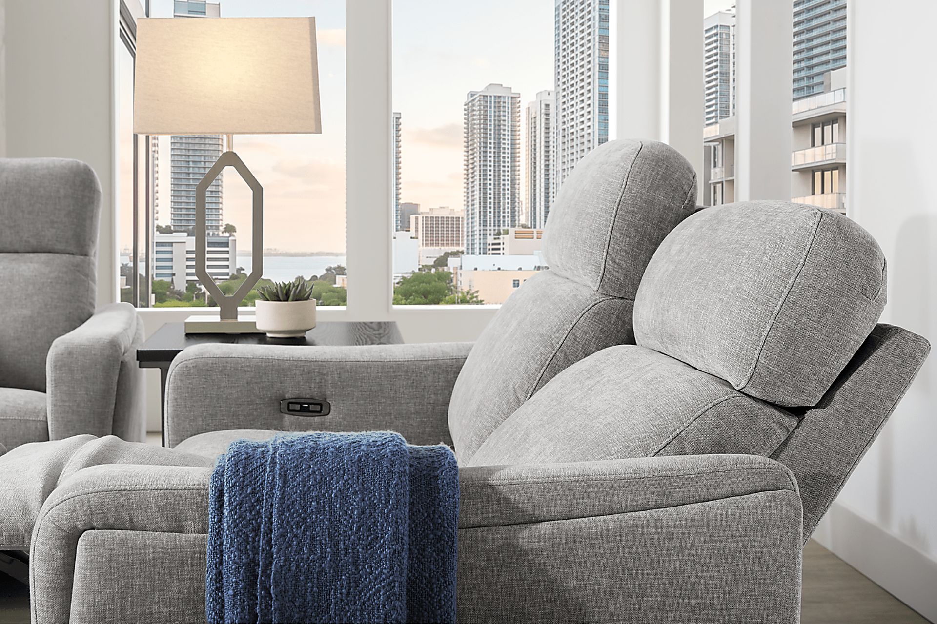 Ferguson Gray Dual Power Reclining Loveseat - Image 6