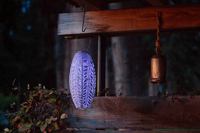 Fern Glow Purple Outdoor Solar Lantern - Thumbnail - Image 4