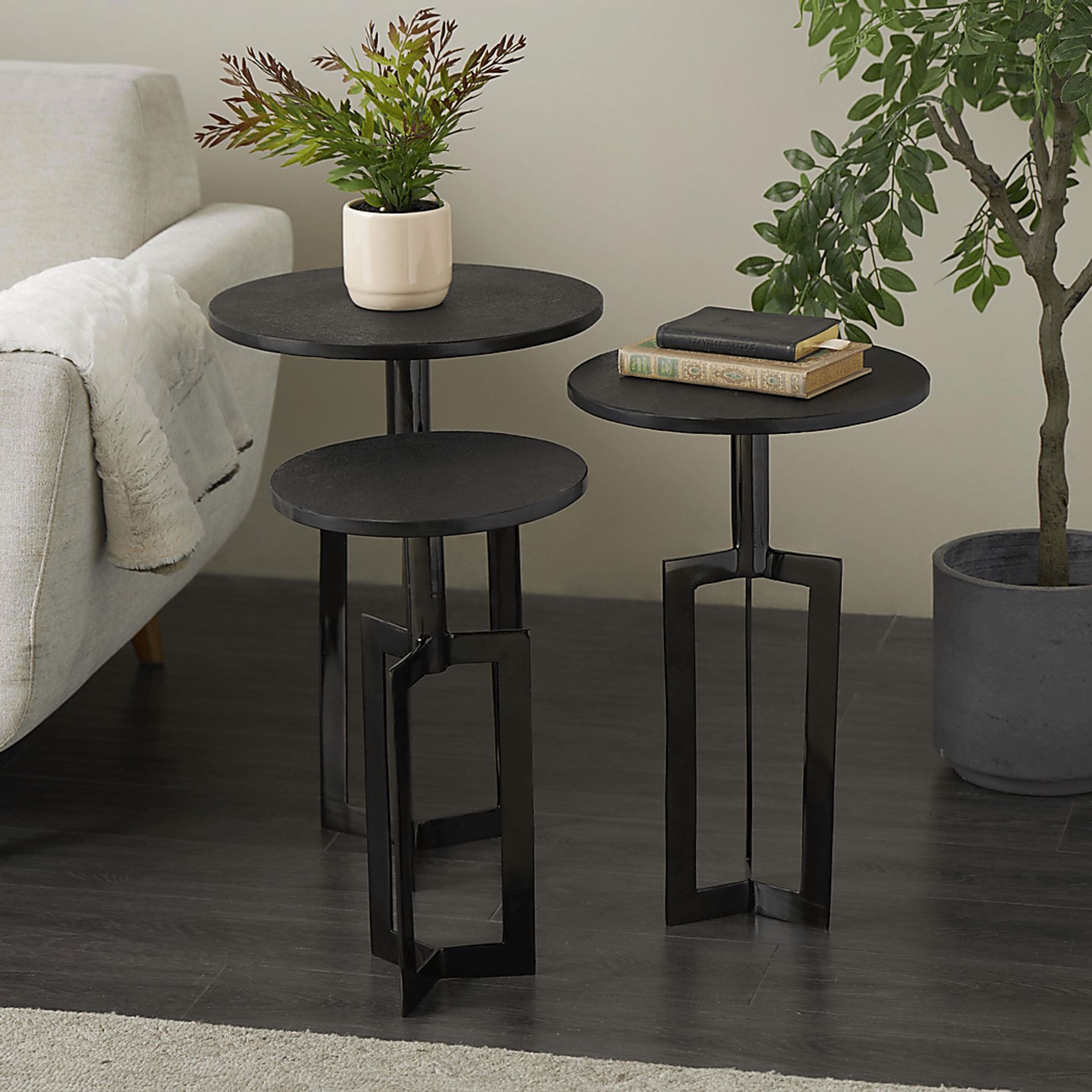 Ferni Black Accent Tables, Set of 3 - Image 2