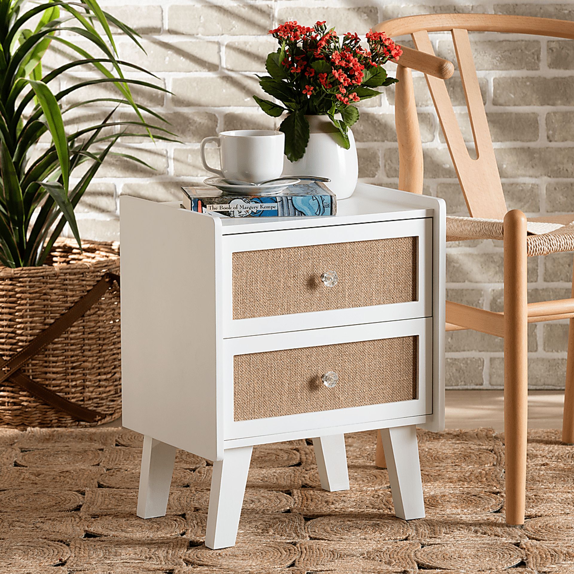 Fewflower White Nightstand - Image 3